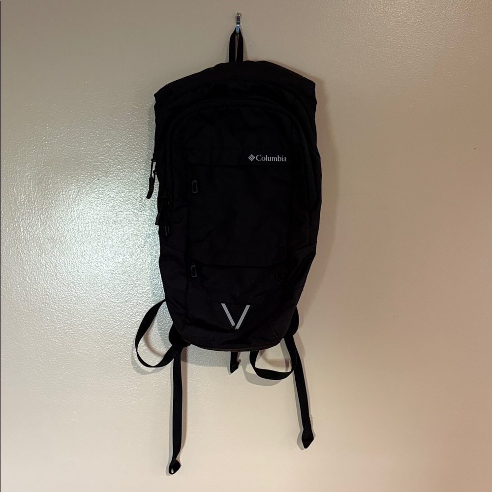 Columbia Black hydration pack